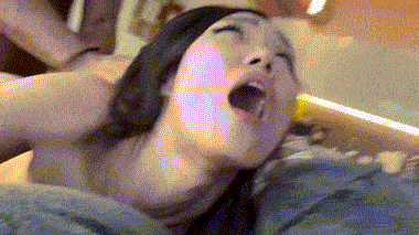 Люсі Мочі в домашньому порно з пісюкатим негром